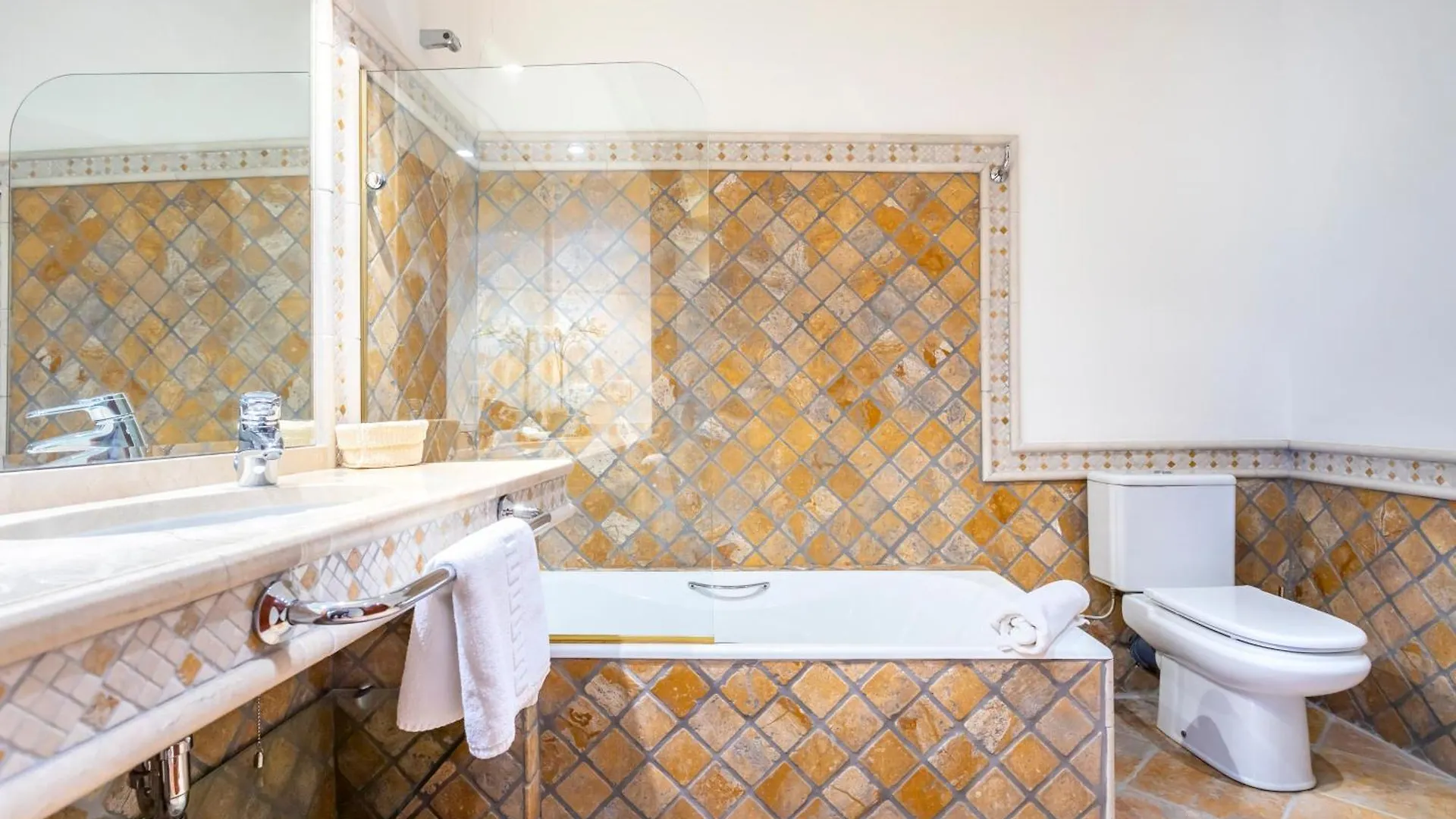 En Pati De Soller Villa 0*,  Spain