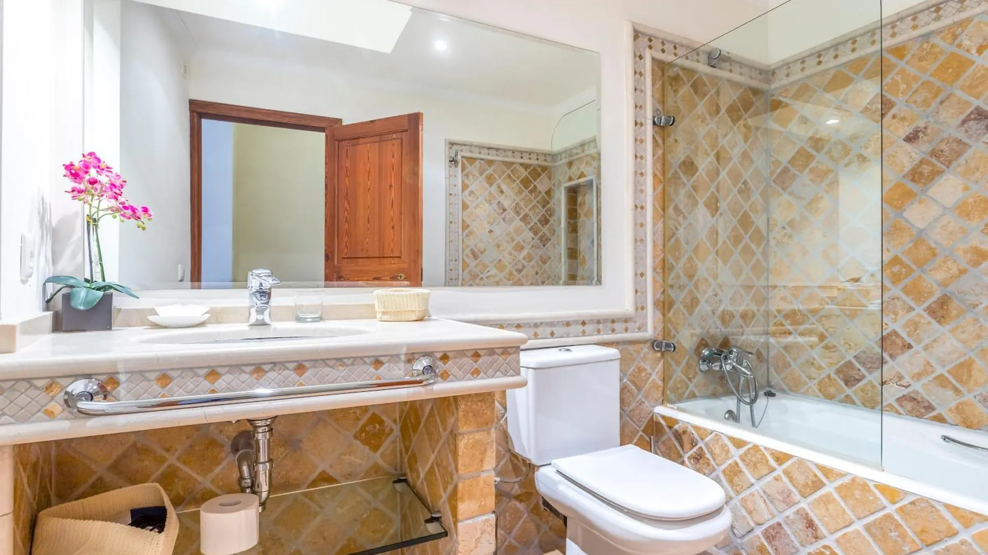 En Pati De Soller Villa
