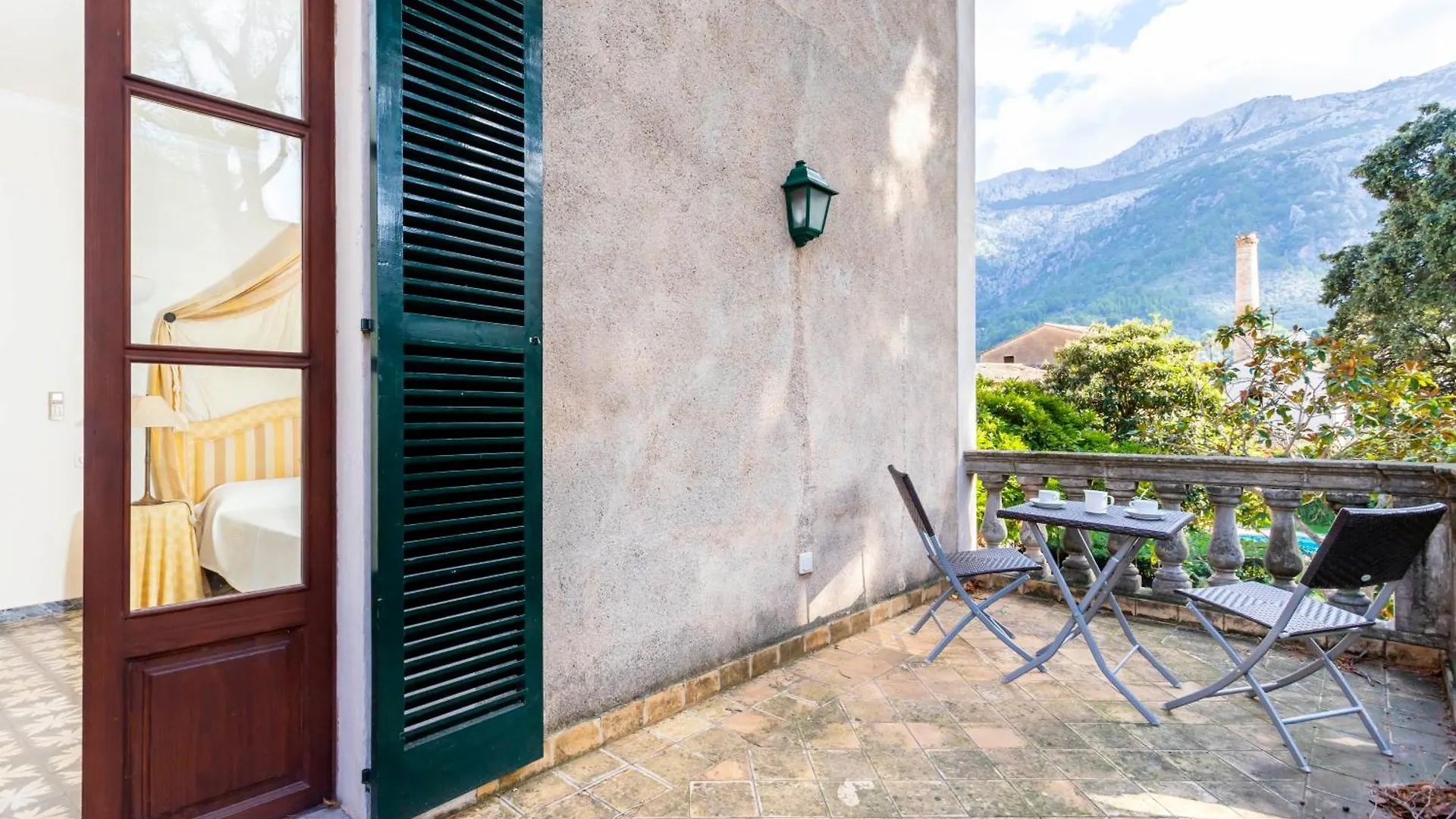 En Pati De Soller Villa